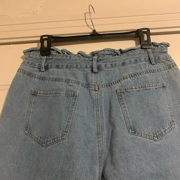 Jeans - Picture 5 of 5